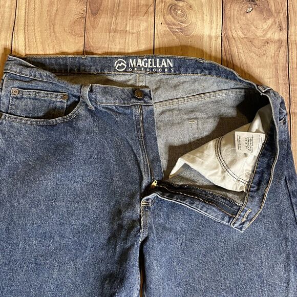 Magellan Outdoors 38x34 Blue Jeans Medium Wash Classic Heavy Denim Work Pants - Picture 5 of 11